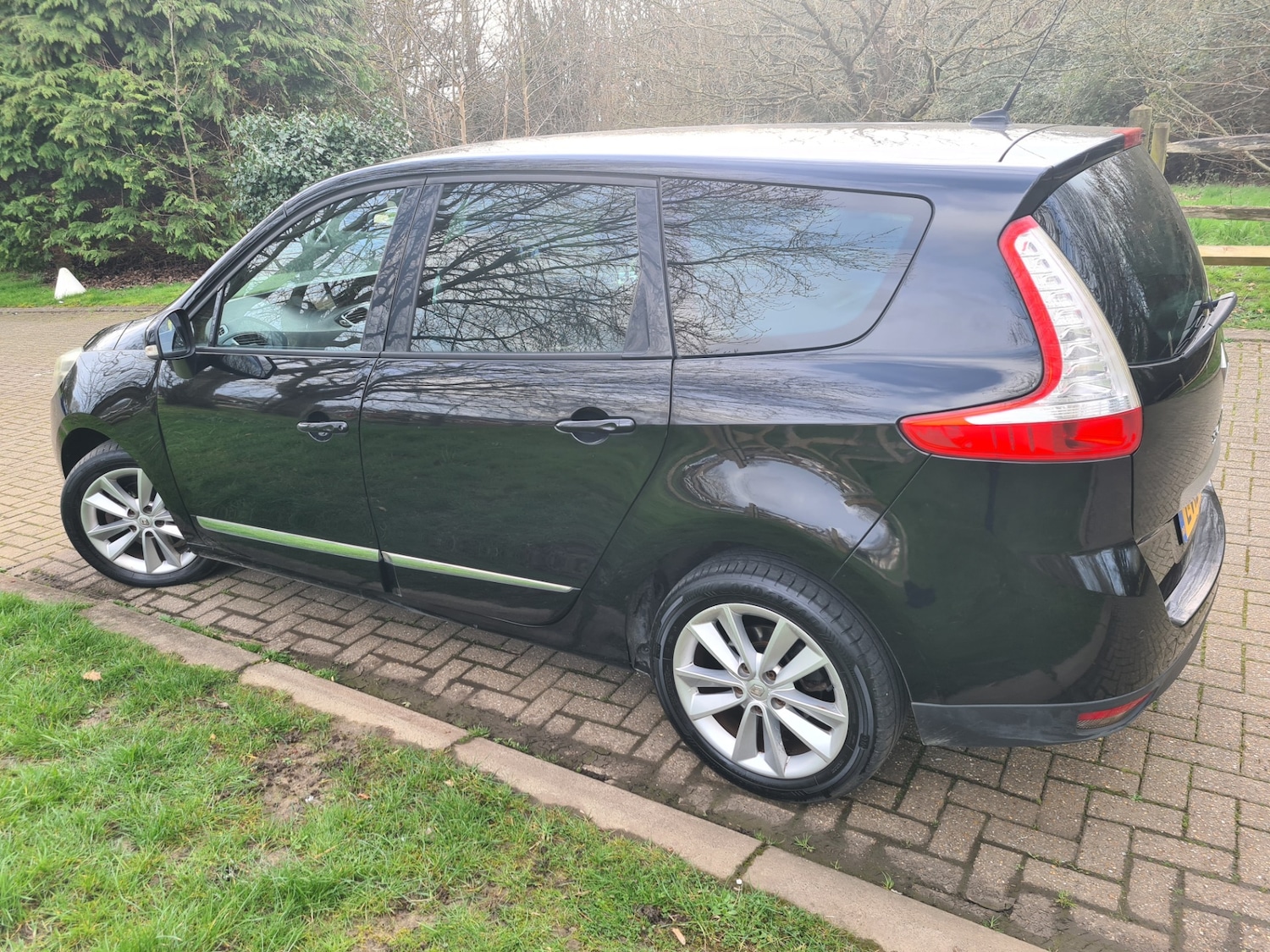 Used Renault Grand Scenic 2012 for sale - 77880827: Photo 13