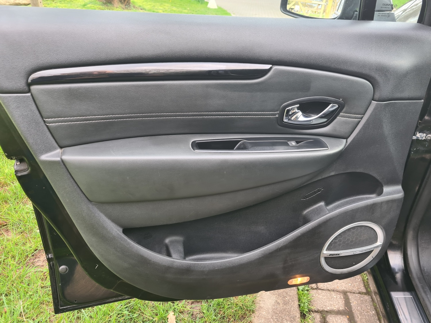 Used Renault Grand Scenic 2012 for sale - 77880827: Photo 20