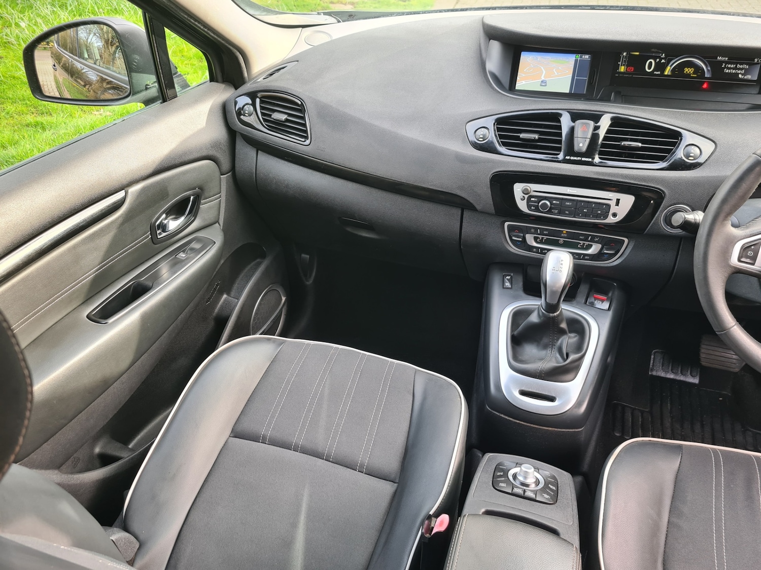 Used Renault Grand Scenic 2012 for sale - 77880827: Photo 33