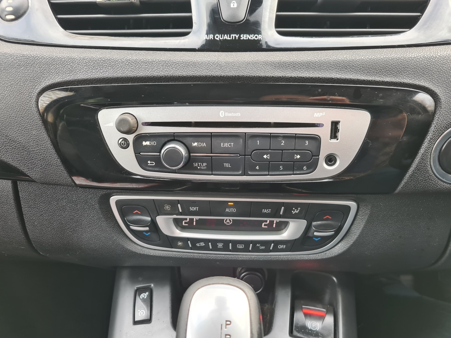 Used Renault Grand Scenic 2012 for sale - 77880827: Photo 40