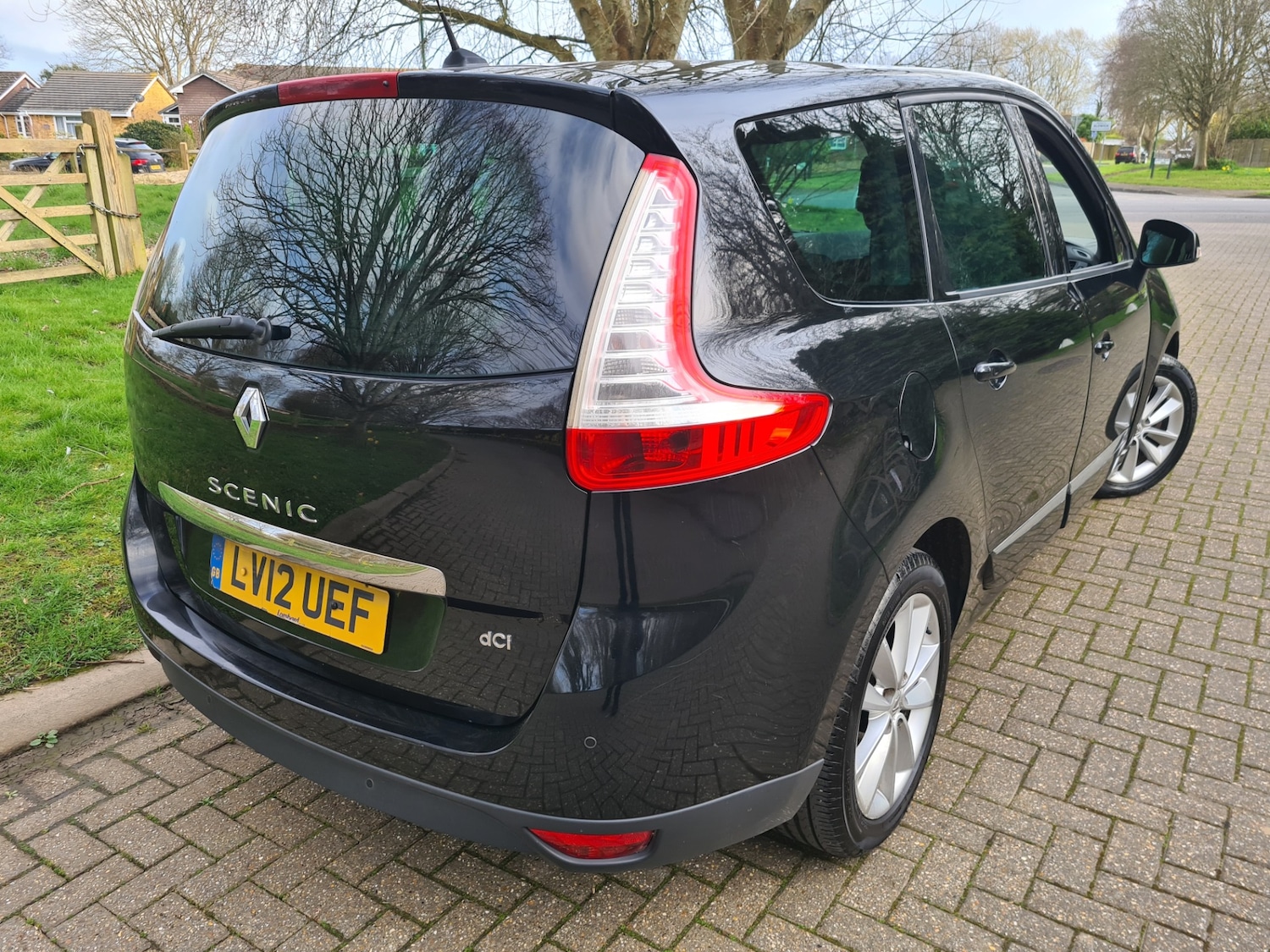 Used Renault Grand Scenic 2012 for sale - 77880827: Photo 9