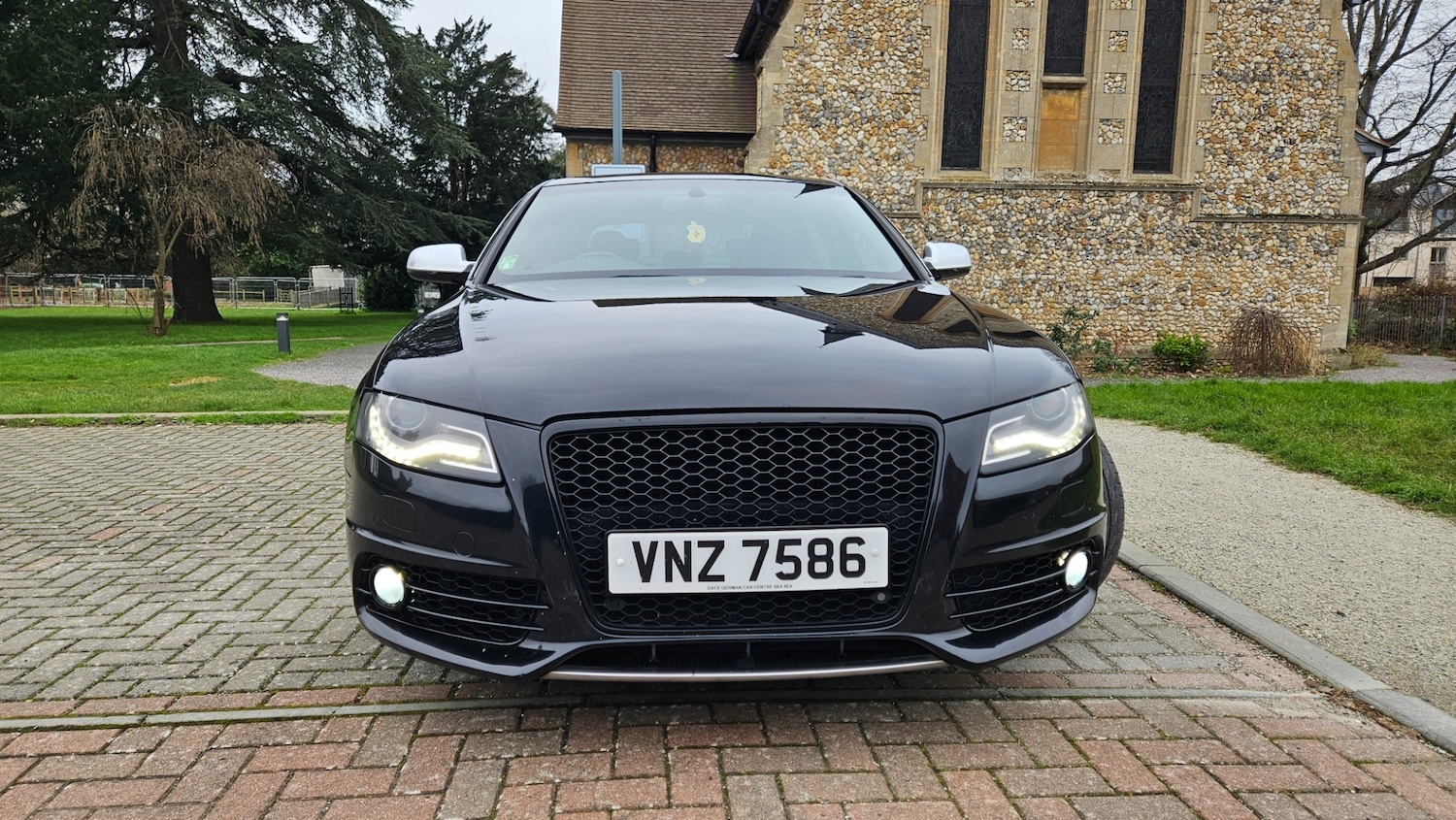 Used Audi A4 2010 for sale - 77101352: Photo 3