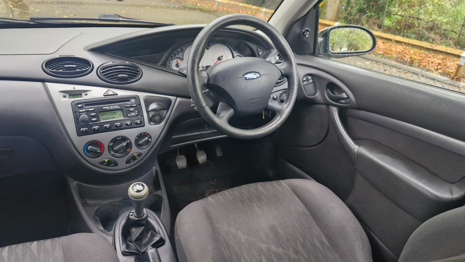 Used Ford Focus 2003 for sale - 76627058: Photo 14