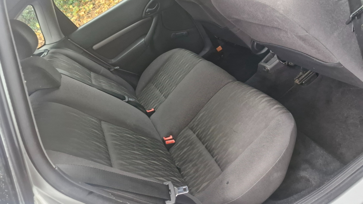 Used Ford Focus 2003 for sale - 76627058: Photo 20