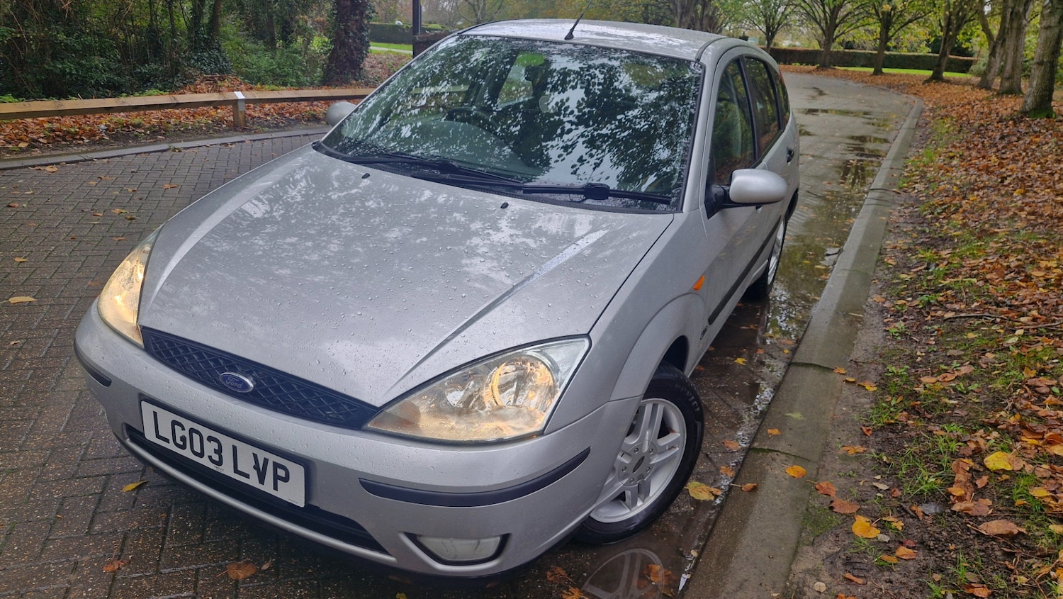 Used Ford Focus 2003 for sale - 76627058: Photo 4