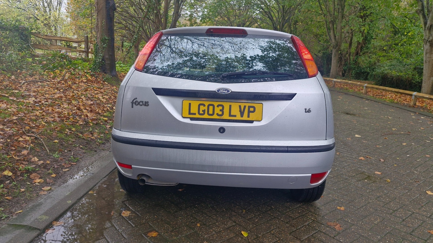 Used Ford Focus 2003 for sale - 76627058: Photo 5