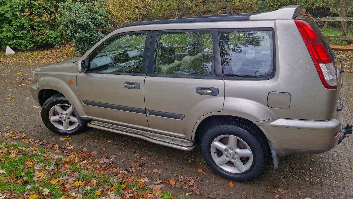 Used Nissan X-Trail 2003 for sale - 76449424: Photo 2