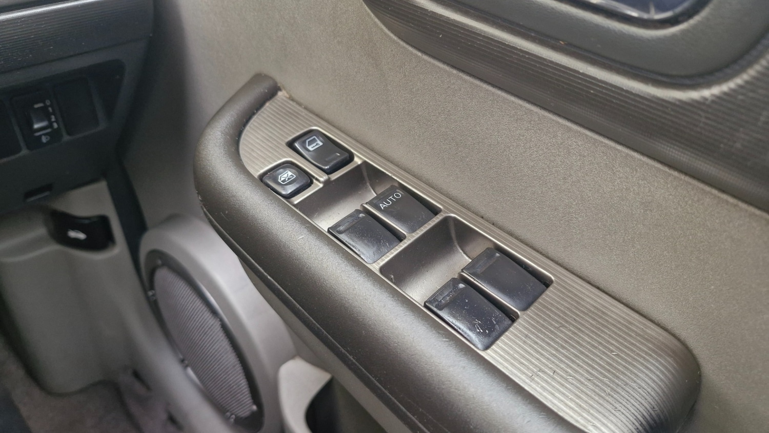 Used Nissan X-Trail 2003 for sale - 76449424: Photo 23