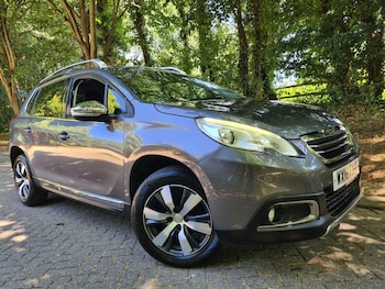 Used Peugeot 2008 2016 for sale - 79381831: Photo