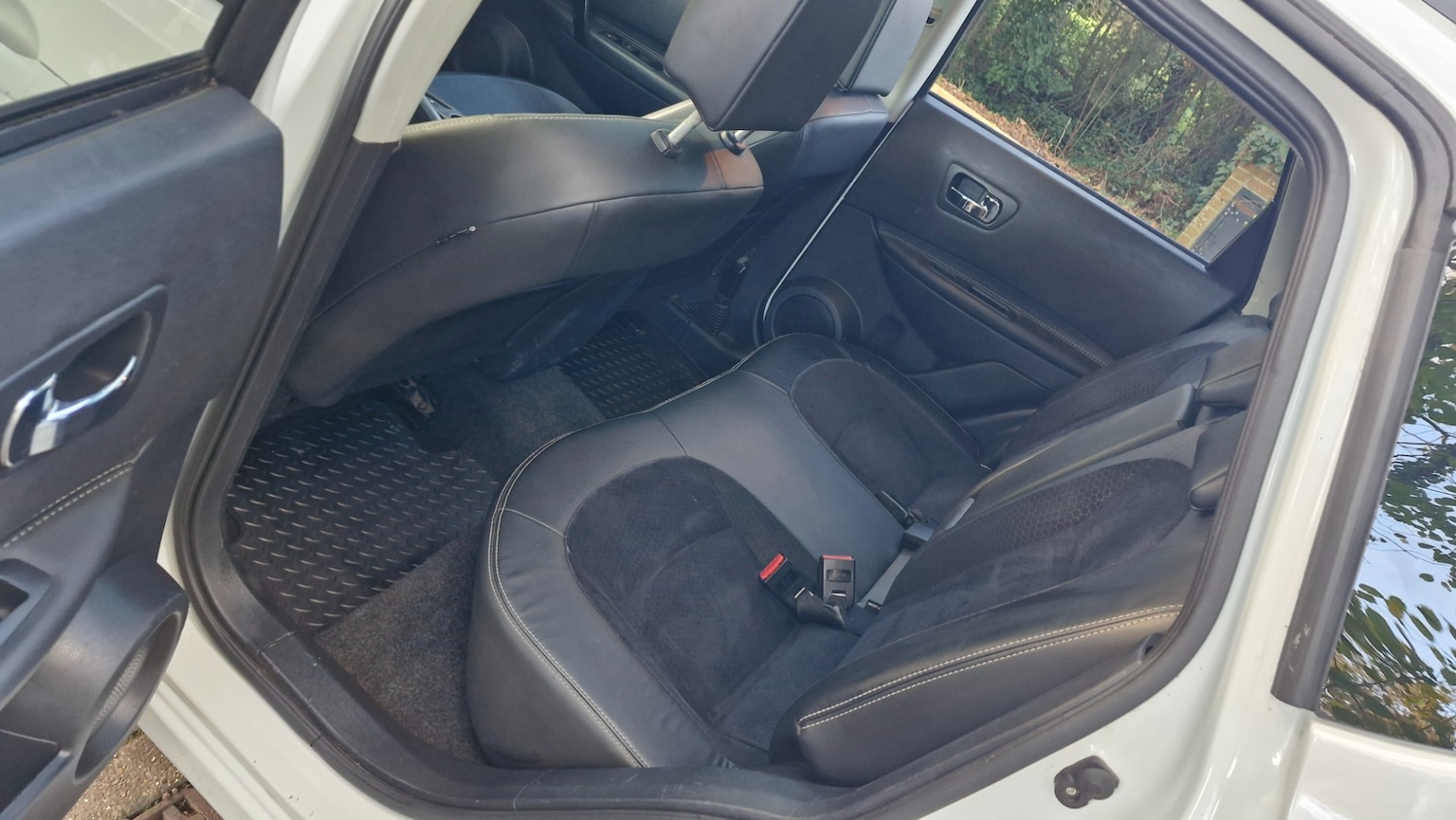 Used Nissan Qashqai 2013 for sale - 76614511: Photo 24