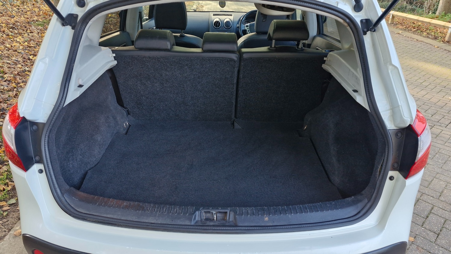 Used Nissan Qashqai 2013 for sale - 76614511: Photo 30