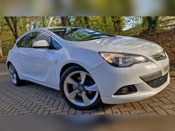 2016 (16) - 1.6 CDTi 16V ecoFLEX 136 SRi 3dr