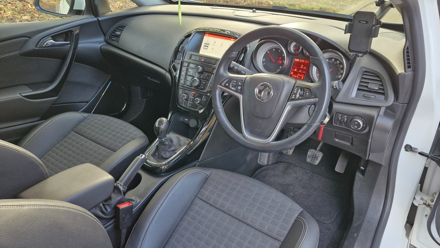 Used Vauxhall Astra GTC 2016 for sale - 76640082: Photo 30