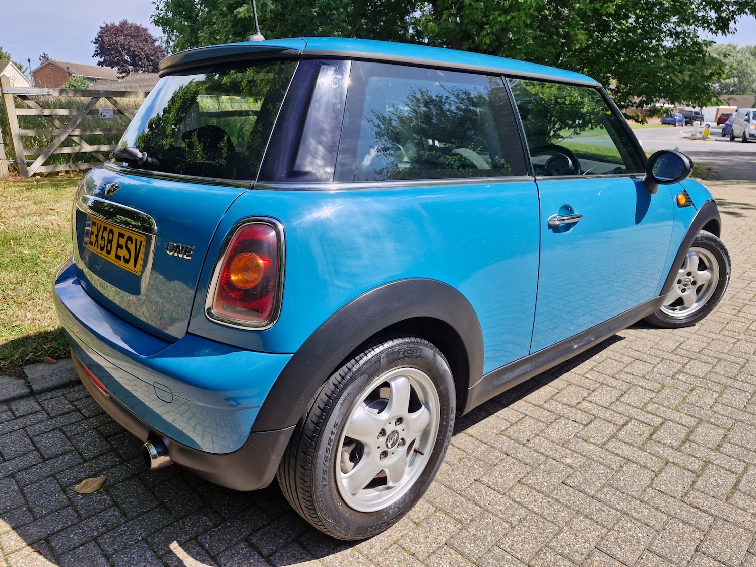 Vehicle 3