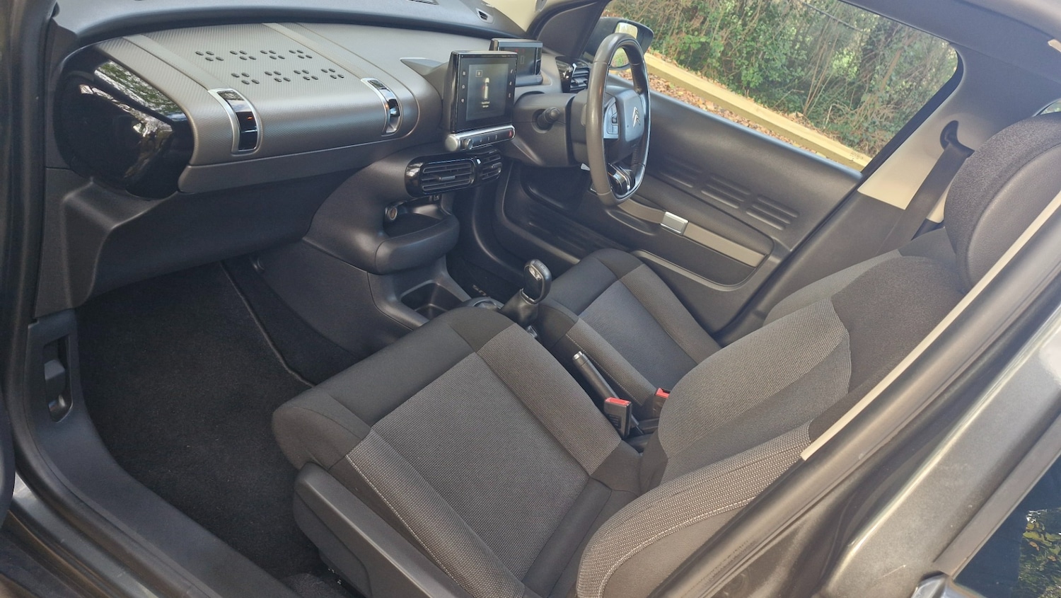 Used Citroen C4 Cactus 2015 for sale - 76699660: Photo 23