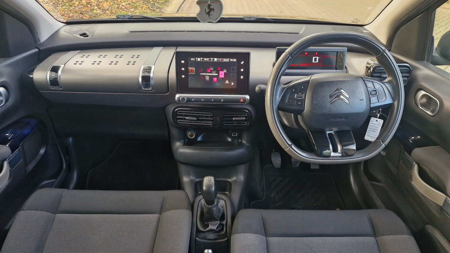 Used Citroen C4 Cactus 2015 for sale - 76699660: Photo 3