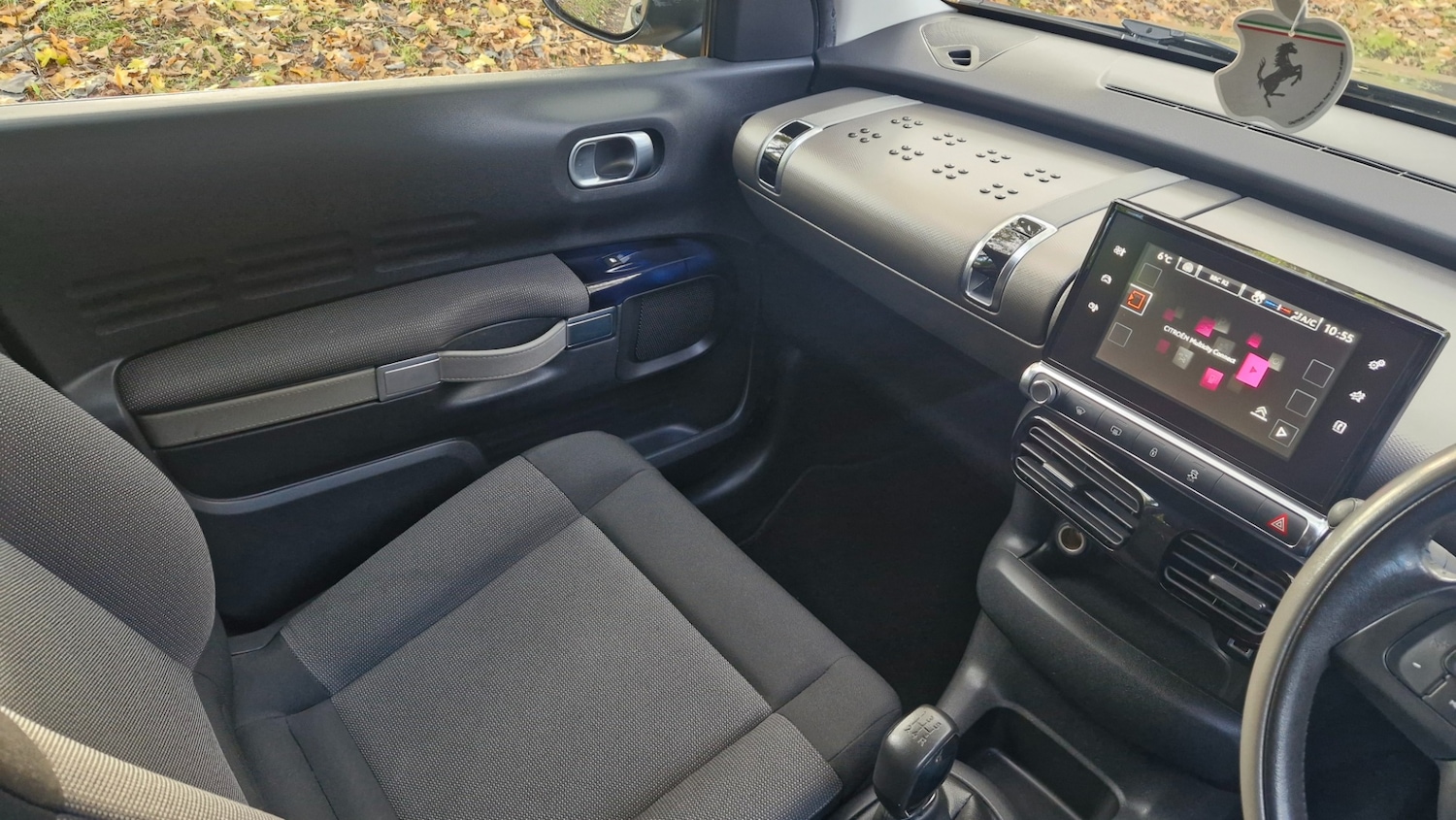 Used Citroen C4 Cactus 2015 for sale - 76699660: Photo 32