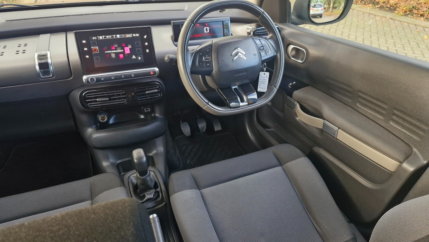 Used Citroen C4 Cactus 2015 for sale - 76699660: Photo 7