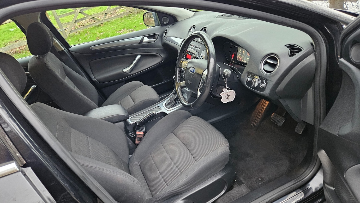 Used Ford Mondeo 2013 for sale - 76957020: Photo 25