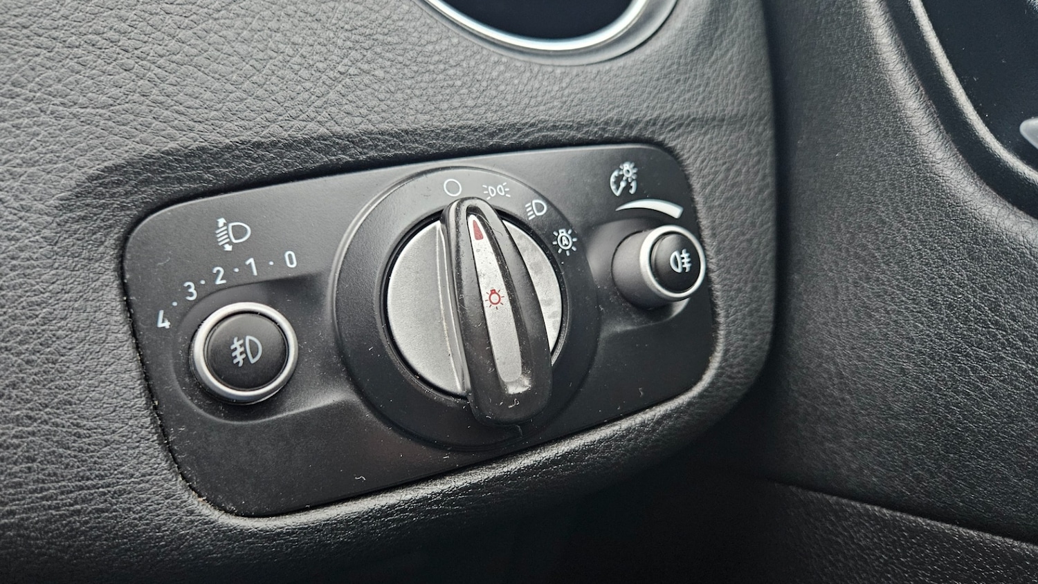 Used Ford Mondeo 2013 for sale - 76957020: Photo 41