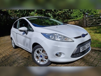 2012 (62) - 1.25 Zetec 3dr [82]