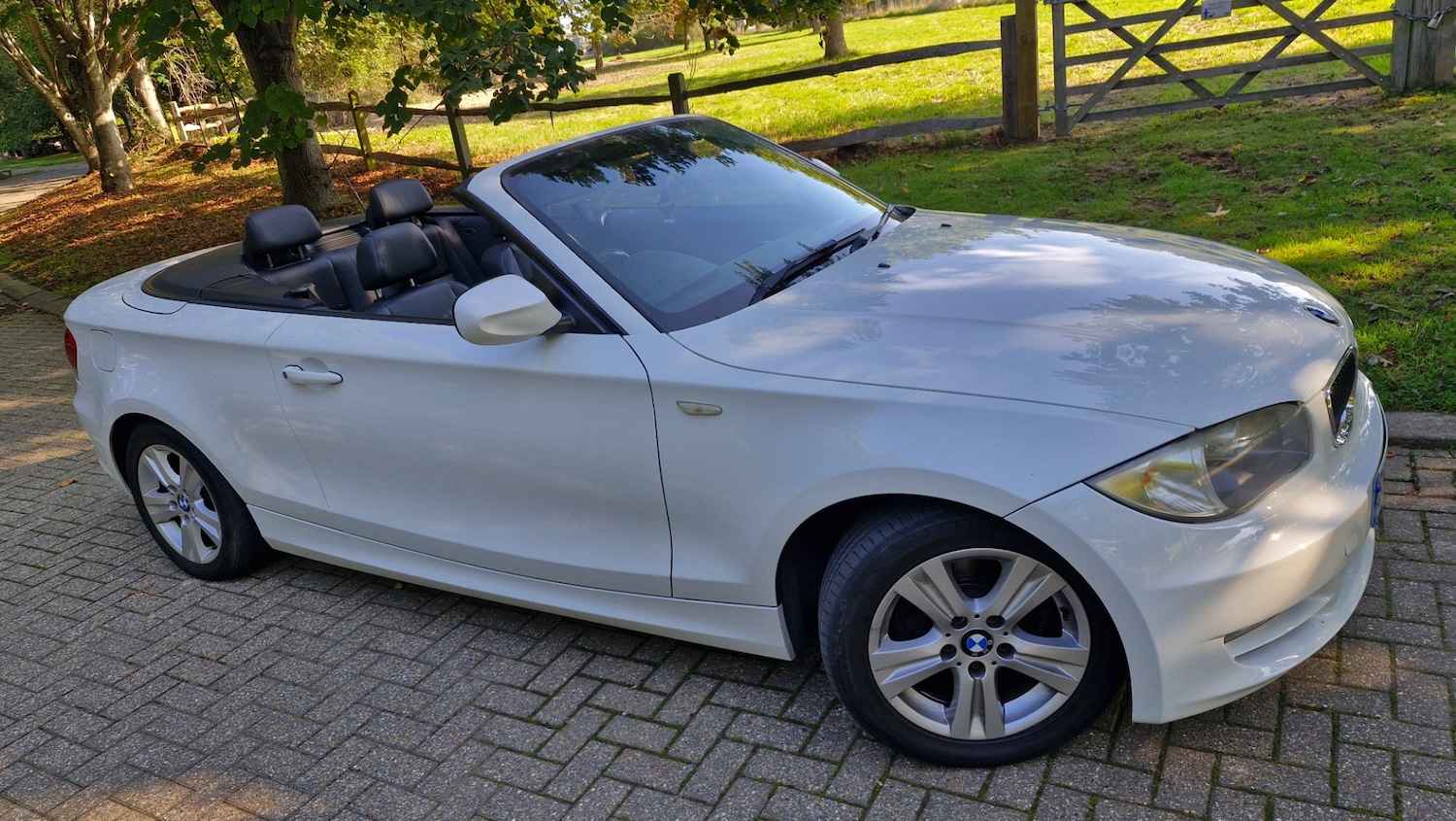 Used BMW 1 Series 2009 for sale - 76518259: Photo 2