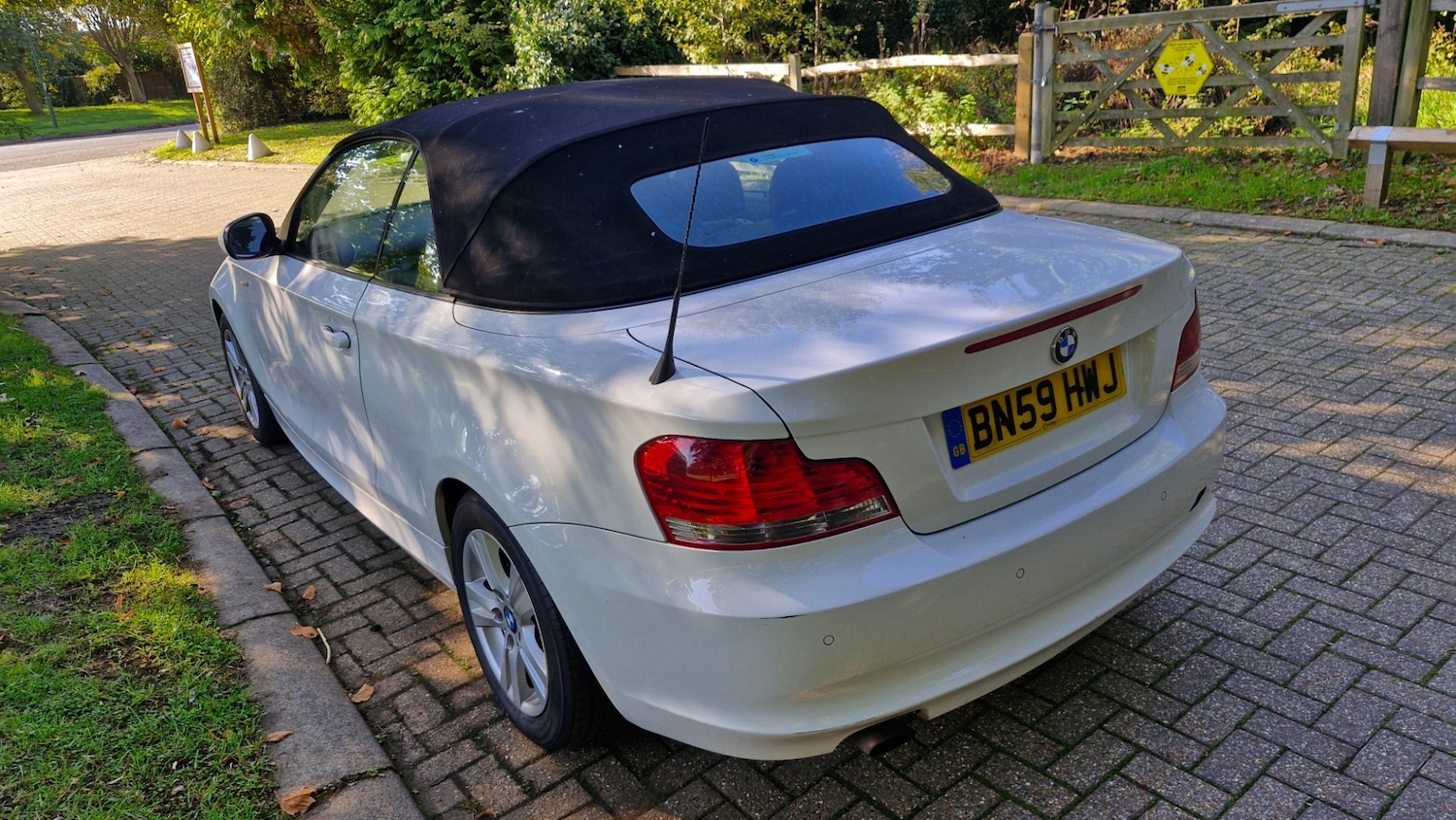 Used BMW 1 Series 2009 for sale - 76518259: Photo 20