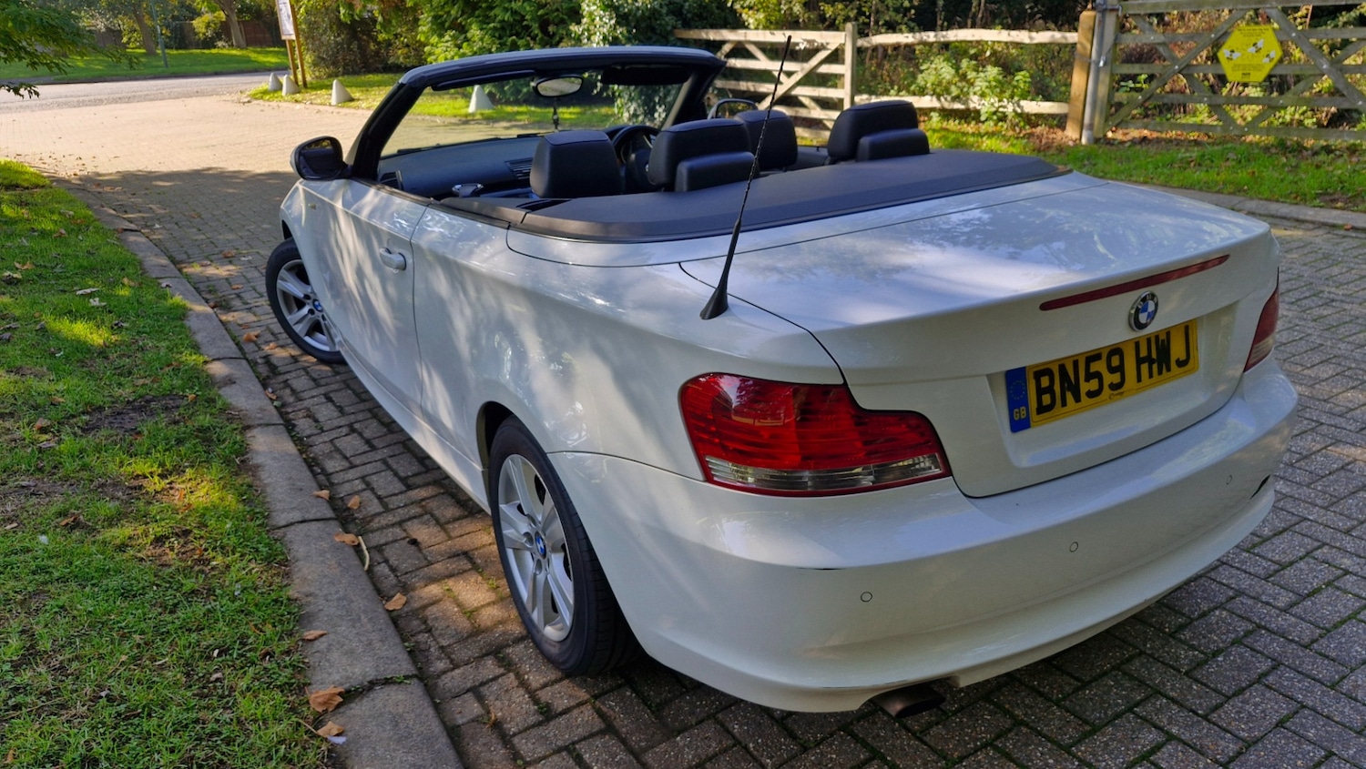 Used BMW 1 Series 2009 for sale - 76518259: Photo 4