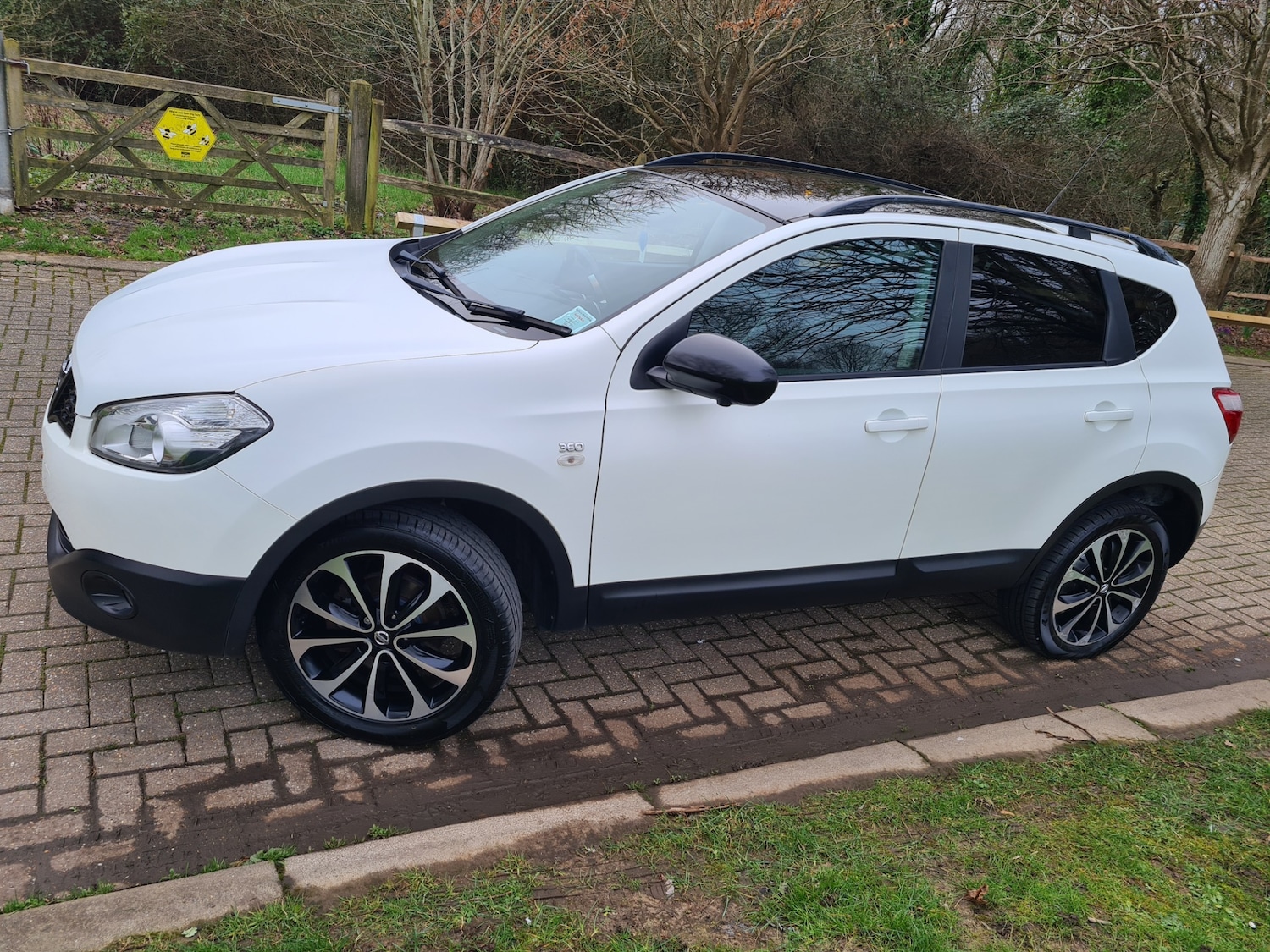 Used Nissan Qashqai 2013 for sale - 77636257: Photo 9