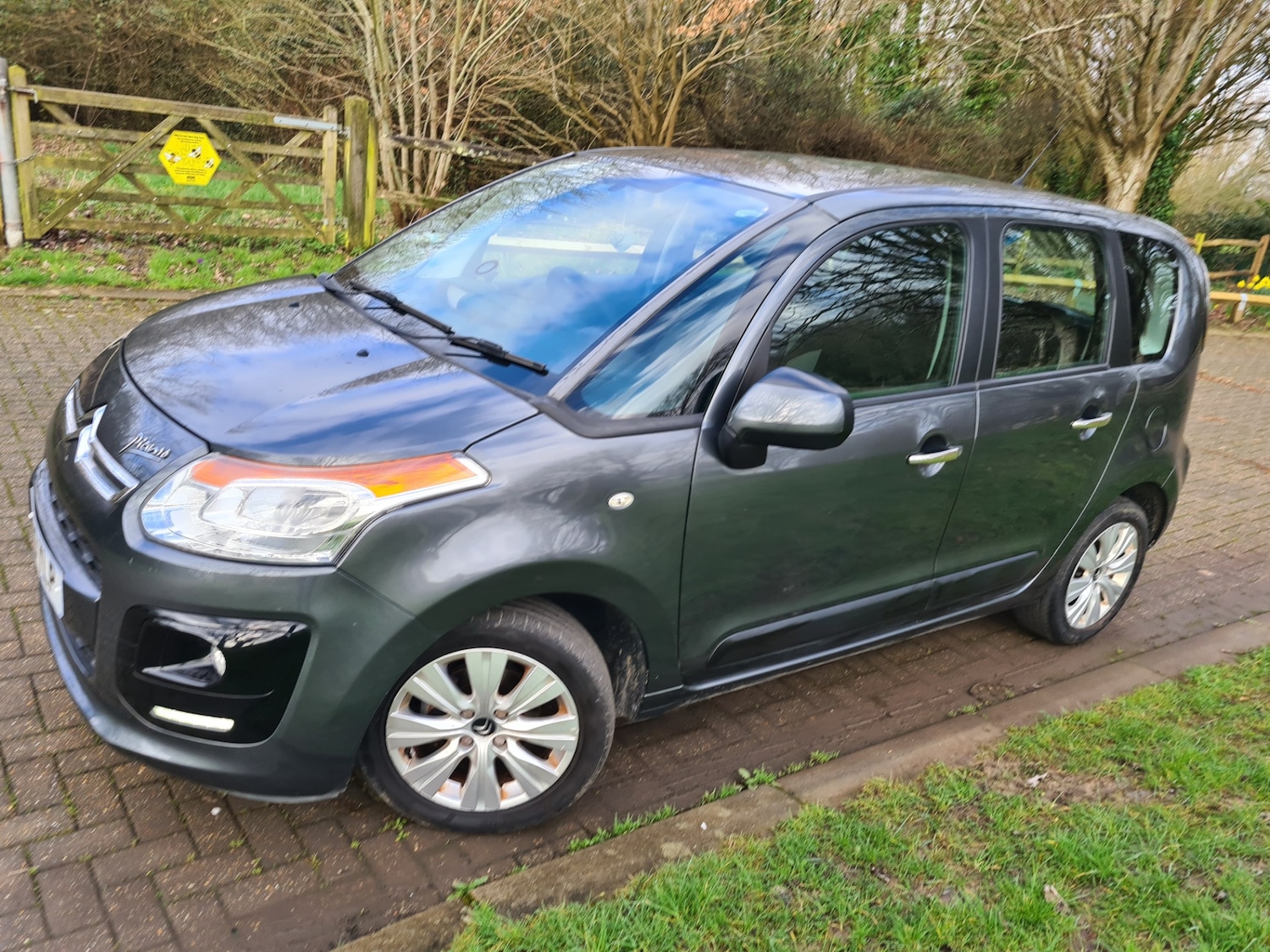 Used Citroen C3 Picasso 2013 for sale - 77675421: Photo 11