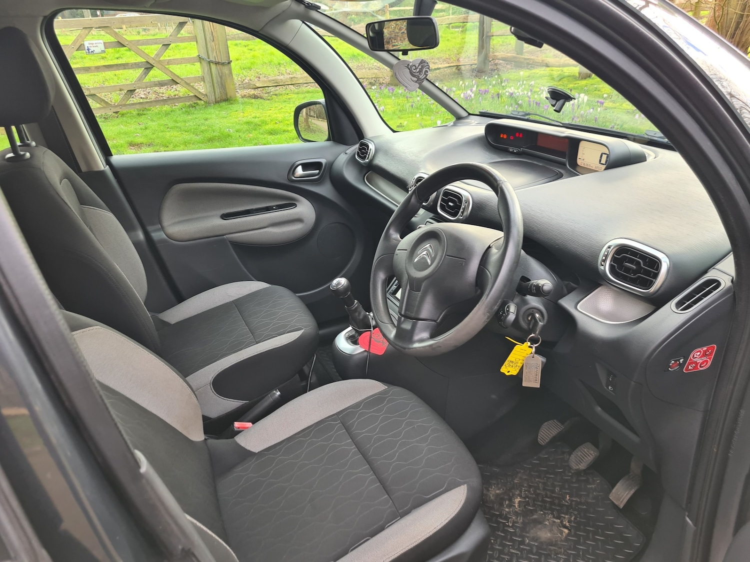 Used Citroen C3 Picasso 2013 for sale - 77675421: Photo 34