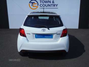Used Toyota Yaris 2015 for sale - 74889402: Photo