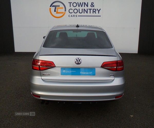 Used Volkswagen Jetta 2015 for sale - 77794622: Photo 4