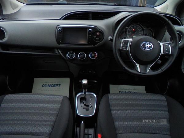 Used Toyota Yaris 2016 for sale - 76337940: Photo 11