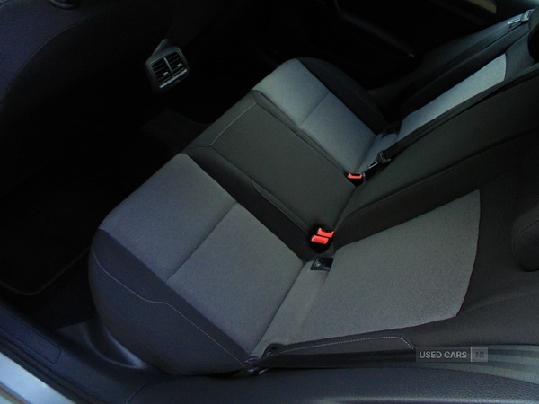 Used Volkswagen Golf 2014 for sale - 76179999: Photo 12