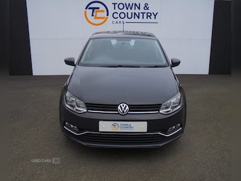 Used Volkswagen Polo 2015 for sale - 77754771: Photo