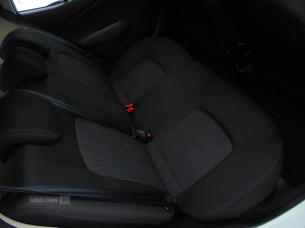 Used Hyundai i10 2013 for sale - 75080976: Photo 10