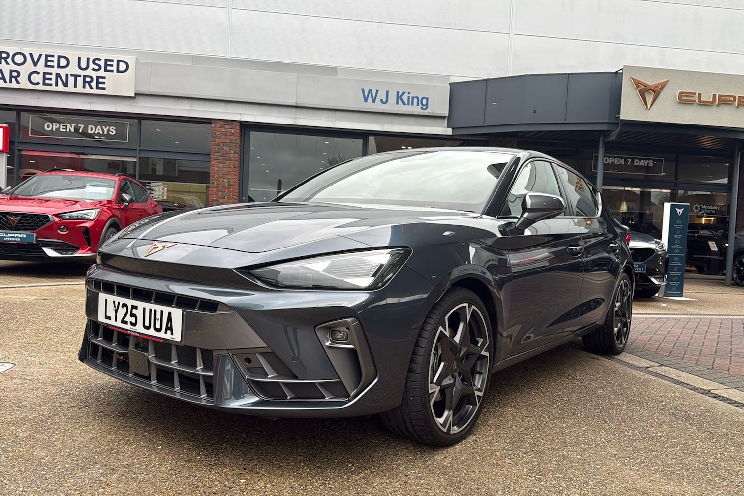 Used Cupra Leon 2025 for sale - 76547478: Photo 25