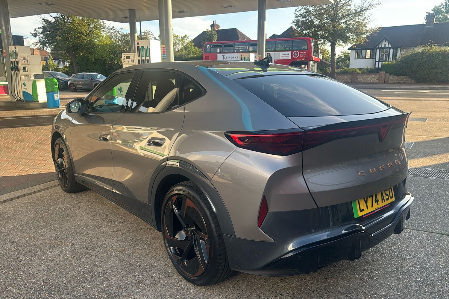 Used Cupra Tavascan 2024 for sale - 75792355: Photo 2