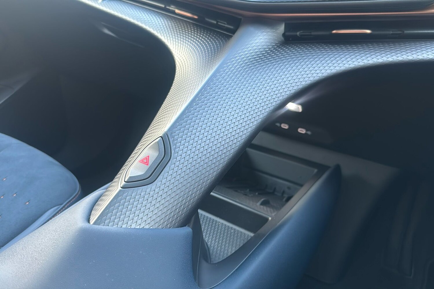 Used Cupra Tavascan 2024 for sale - 75792355: Photo 28