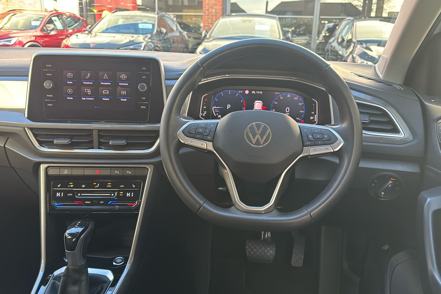 Used Volkswagen T-Roc 2024 for sale - 77019382: Photo 13