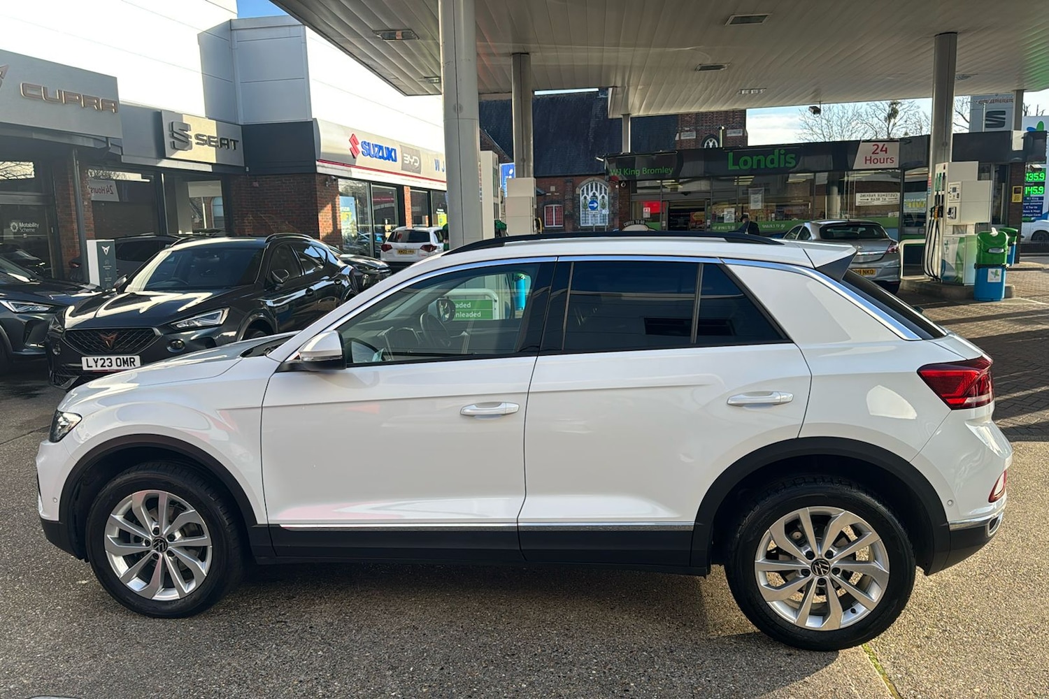 Used Volkswagen T-Roc 2024 for sale - 77019382: Photo 26