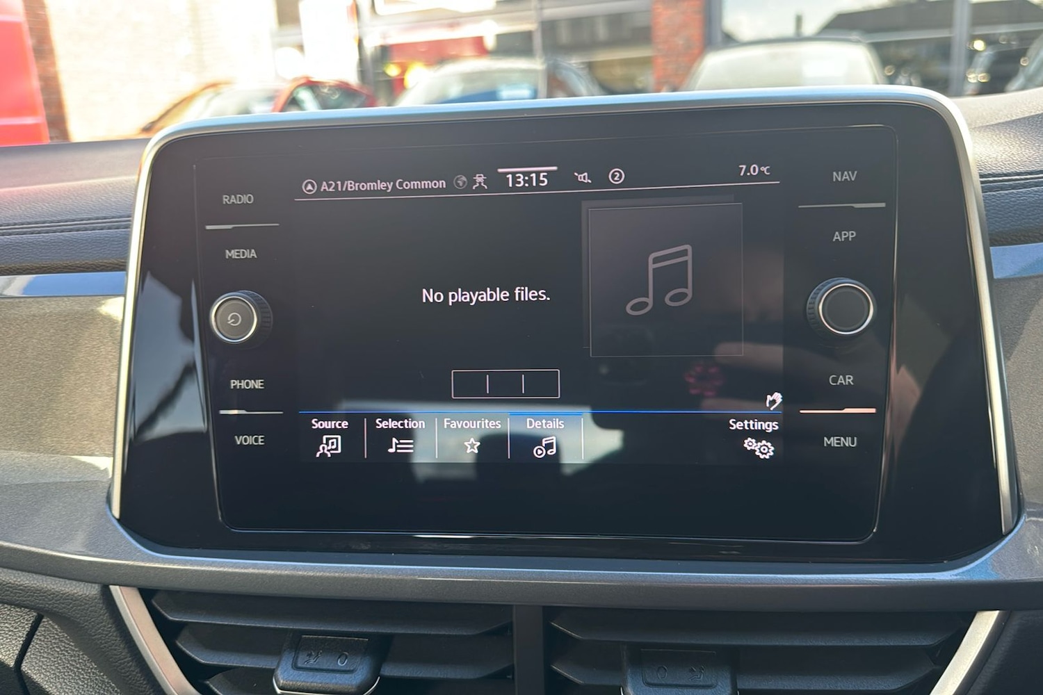 Used Volkswagen T-Roc 2024 for sale - 77019382: Photo 44