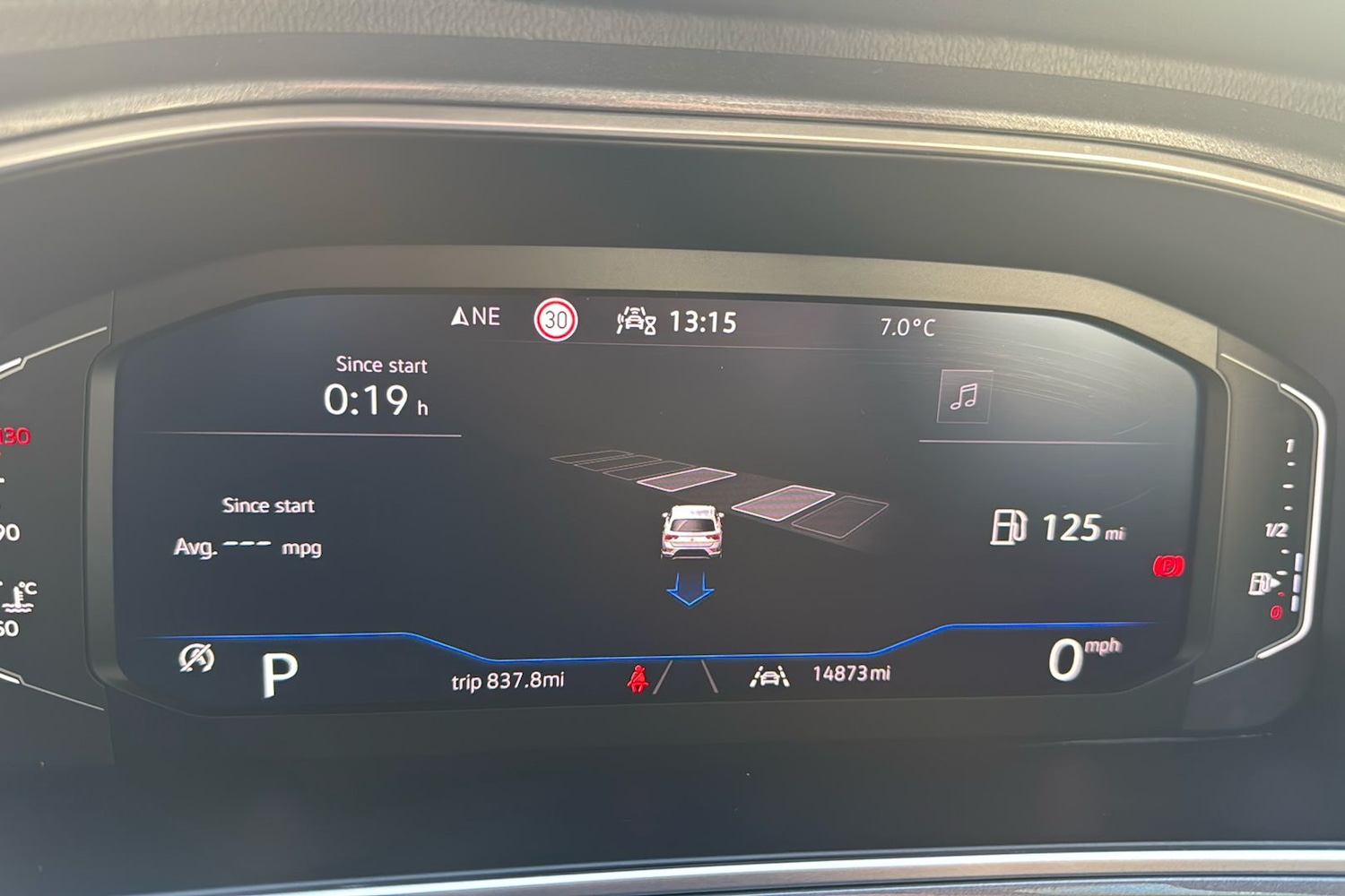 Used Volkswagen T-Roc 2024 for sale - 77019382: Photo 45