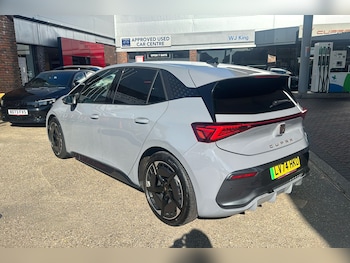 Used Cupra Born 2024 for sale - 75897825: Photo