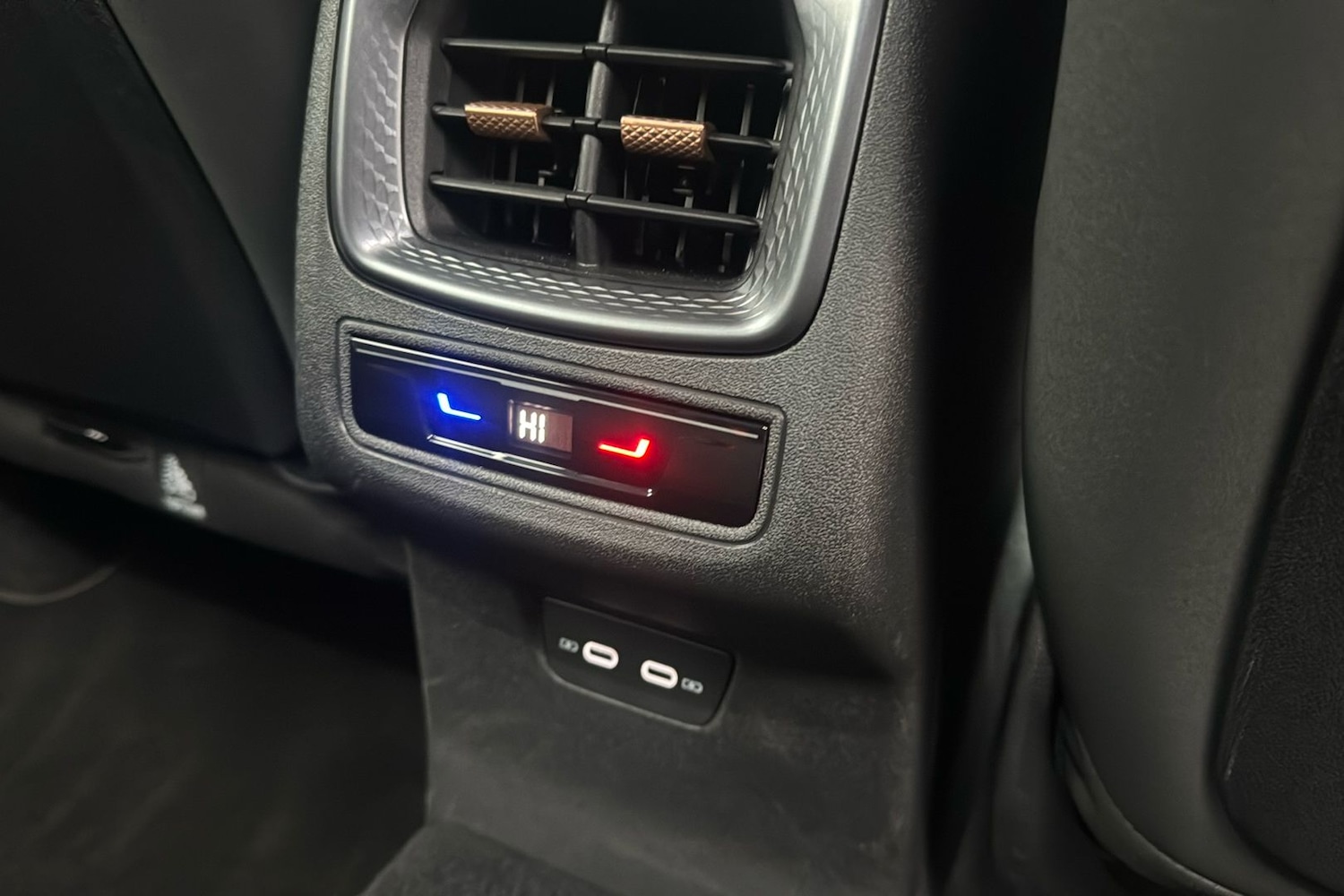 Used Cupra Terramar 2025 for sale - 78078700: Photo 34