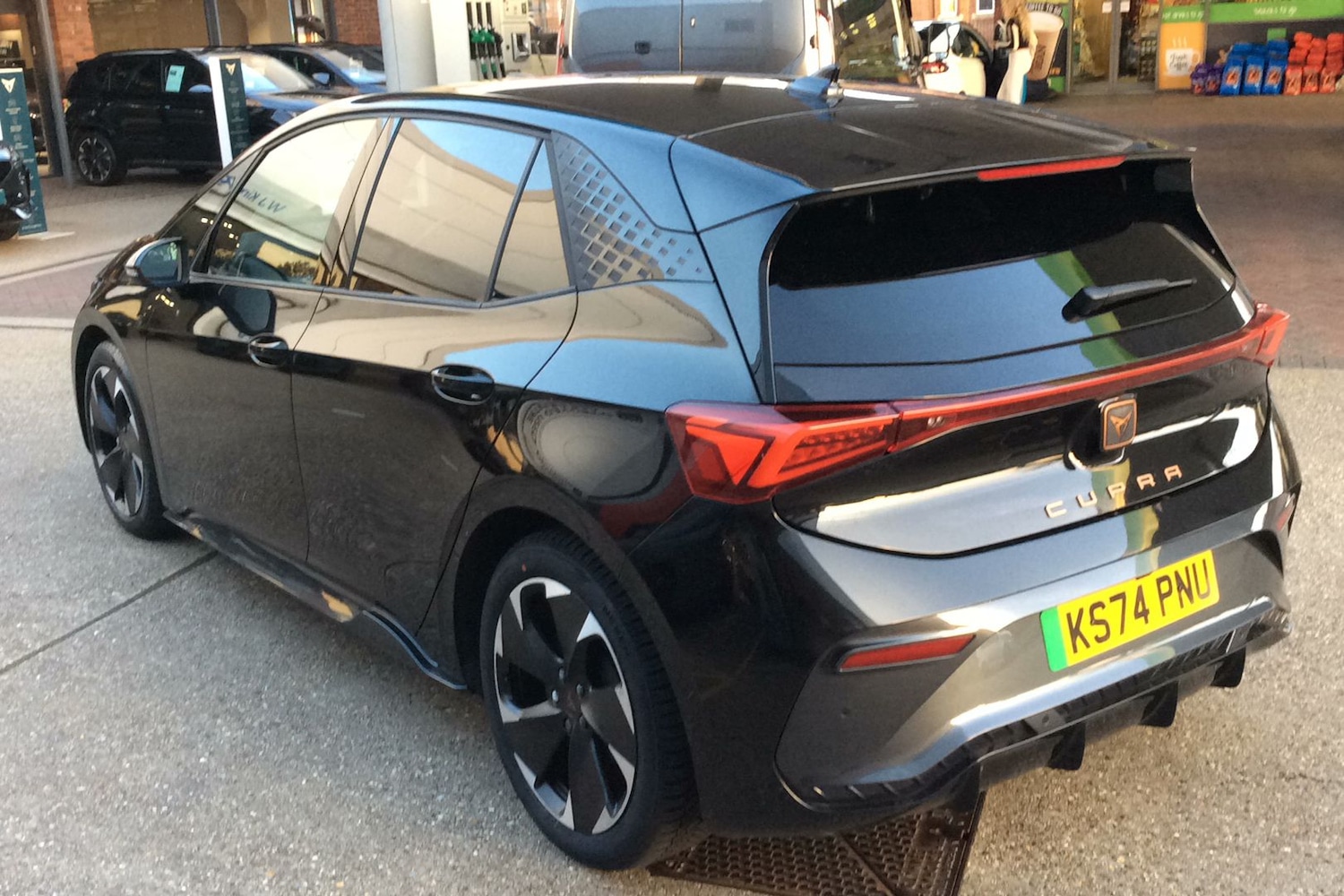 Used Cupra Born 2024 for sale - 76224576: Photo 2