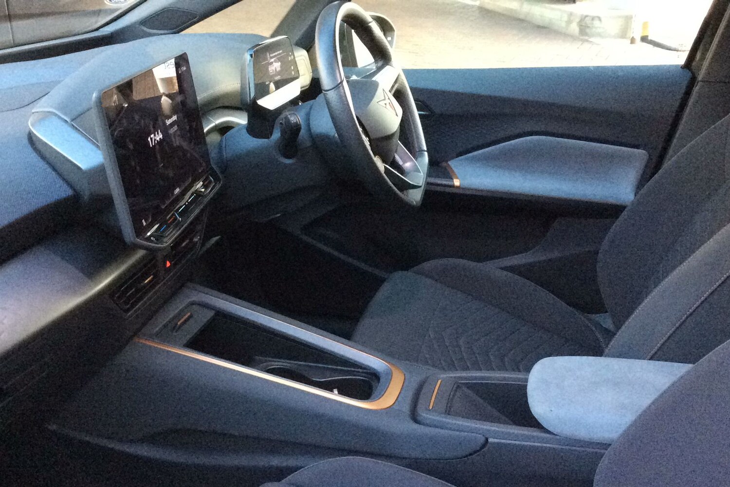 Used Cupra Born 2024 for sale - 76224576: Photo 3