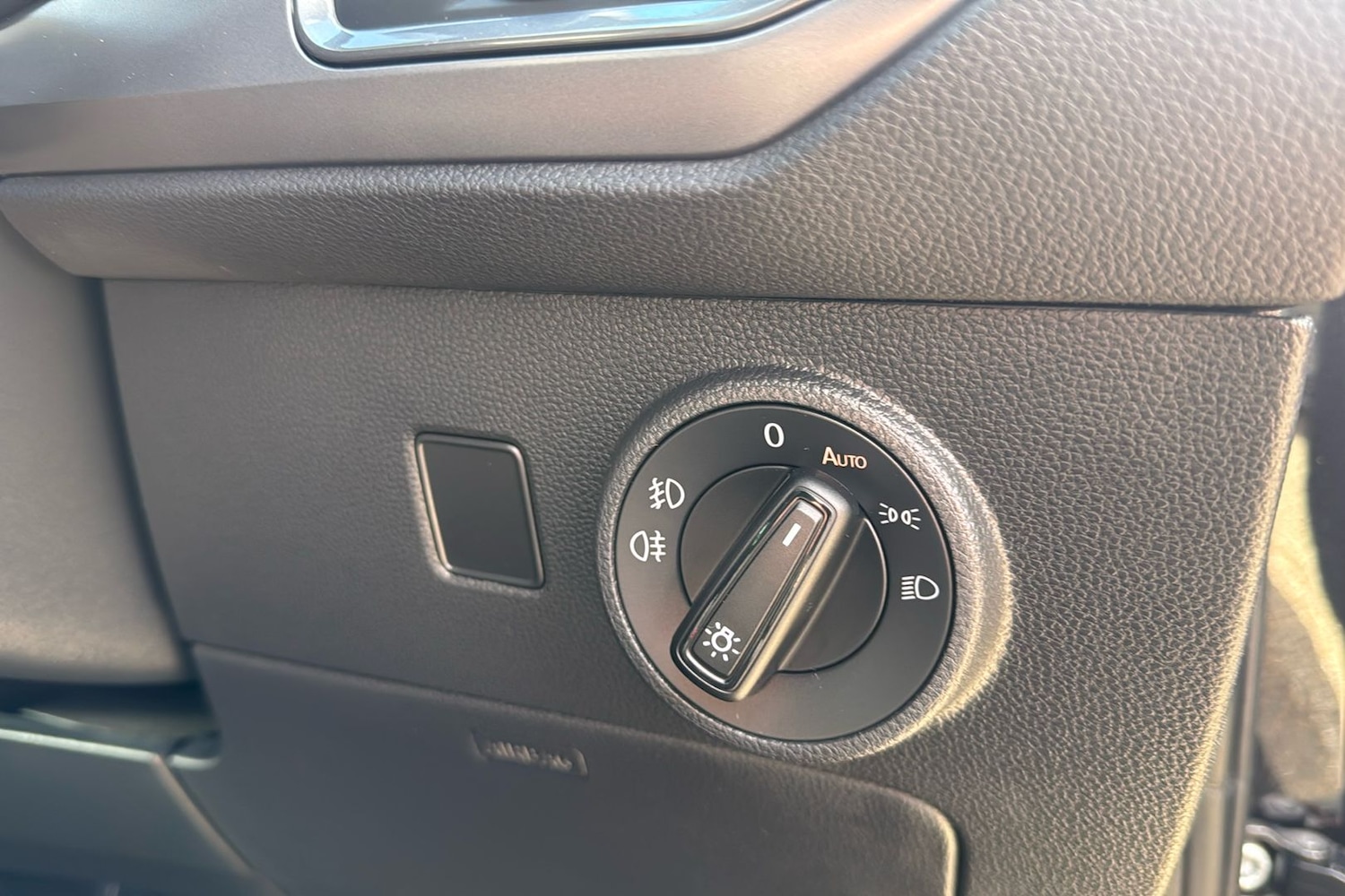 Vehicle 28
