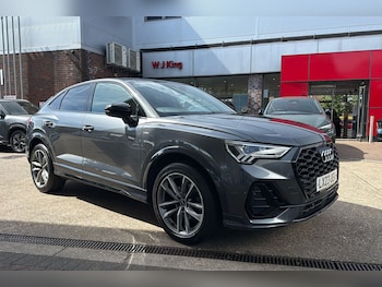 Used Audi Q3 2023 for sale - 79458219: Photo